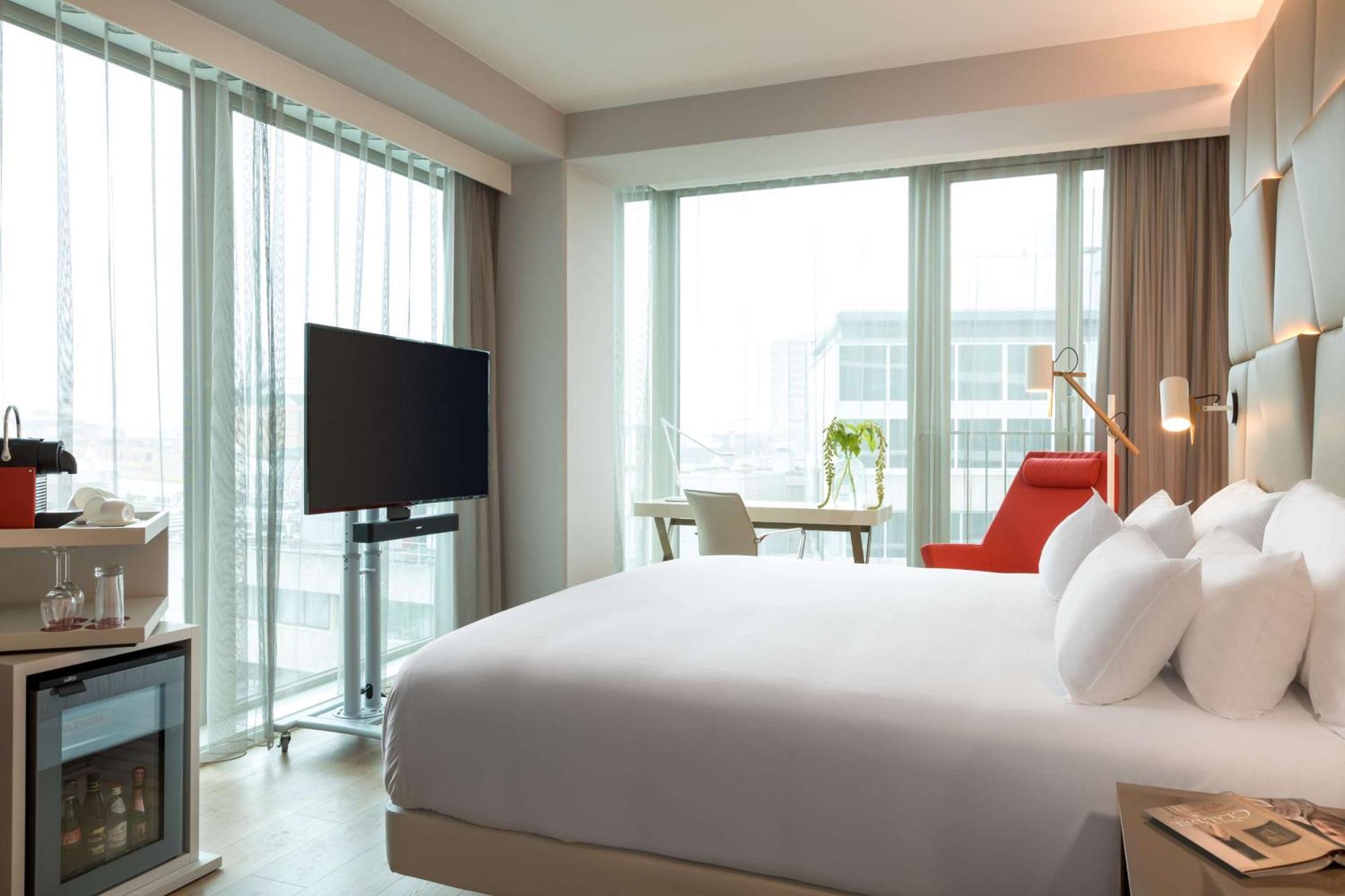 Готель Nh Collection Eindhoven Centre Екстер'єр фото