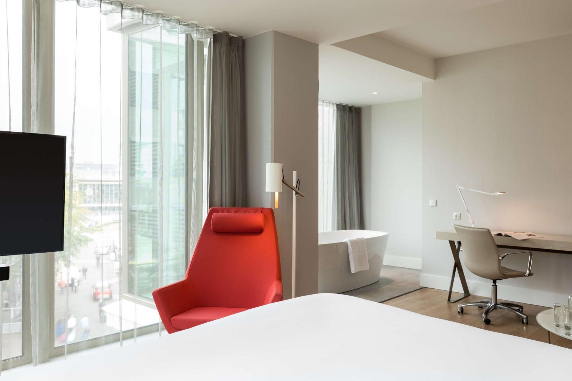 Готель Nh Collection Eindhoven Centre Екстер'єр фото