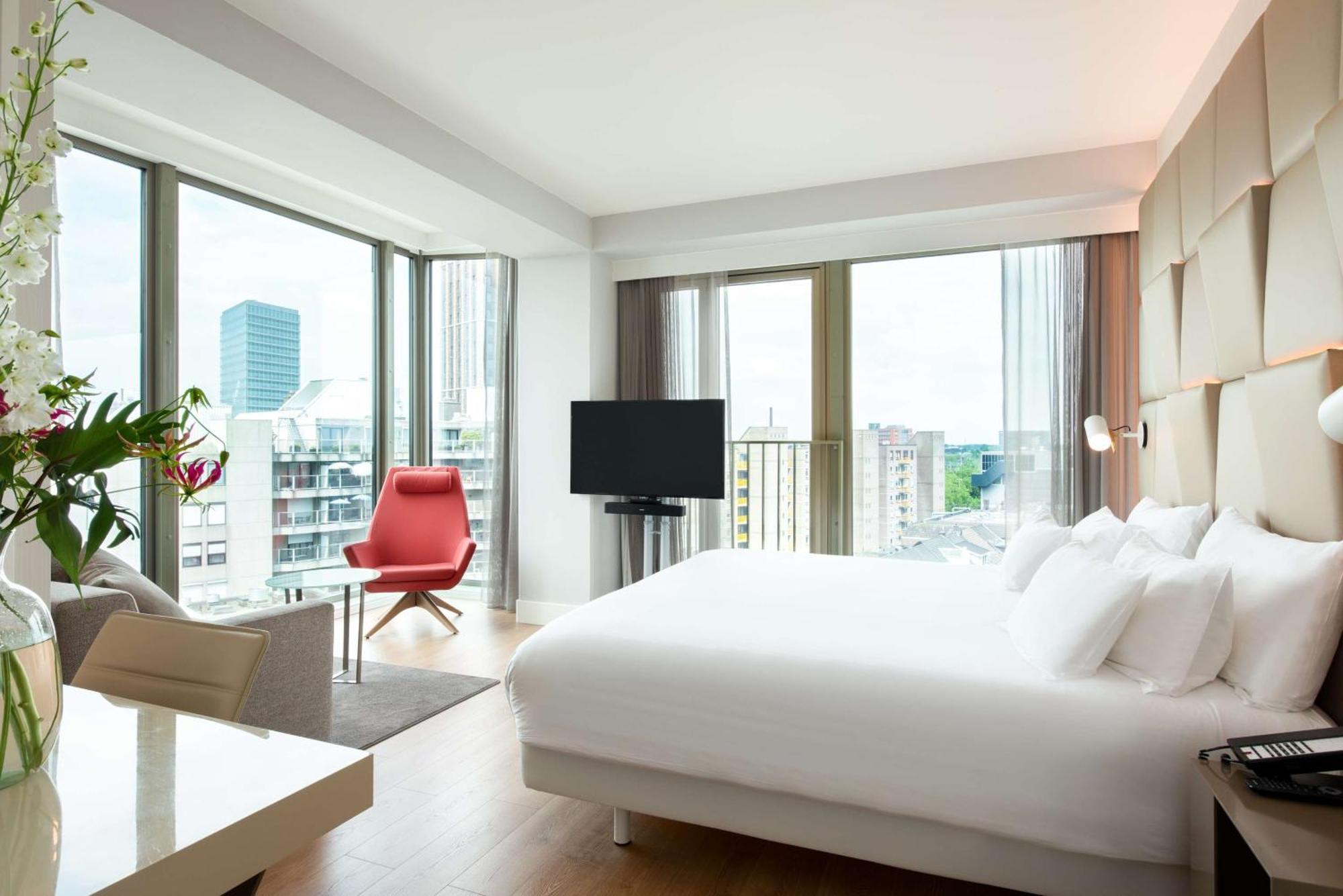 Готель Nh Collection Eindhoven Centre Екстер'єр фото