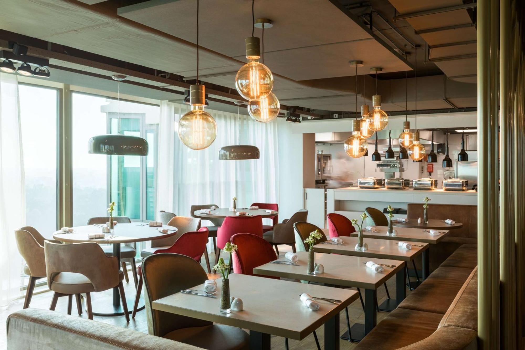 Готель Nh Collection Eindhoven Centre Екстер'єр фото