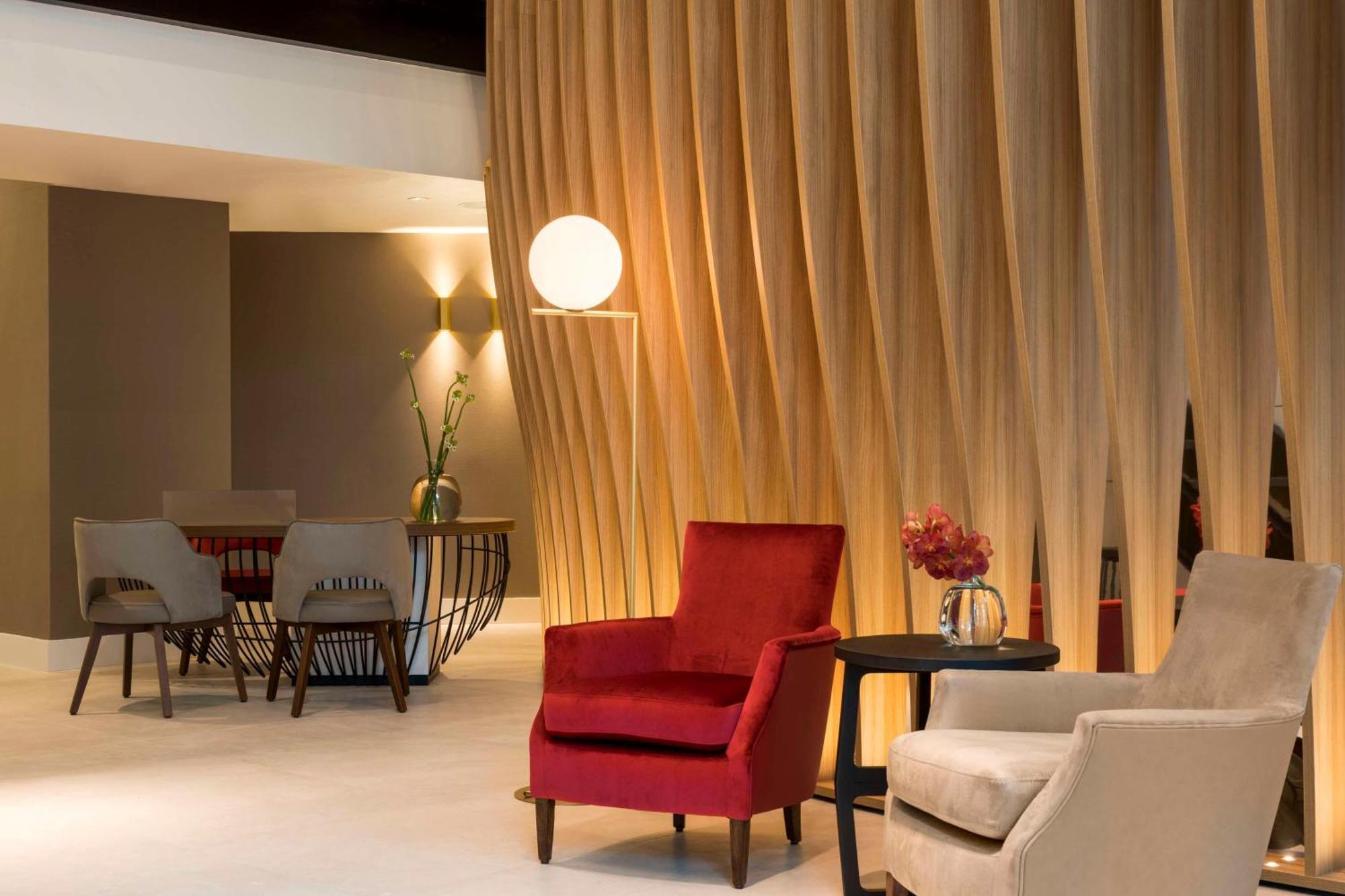 Готель Nh Collection Eindhoven Centre Екстер'єр фото